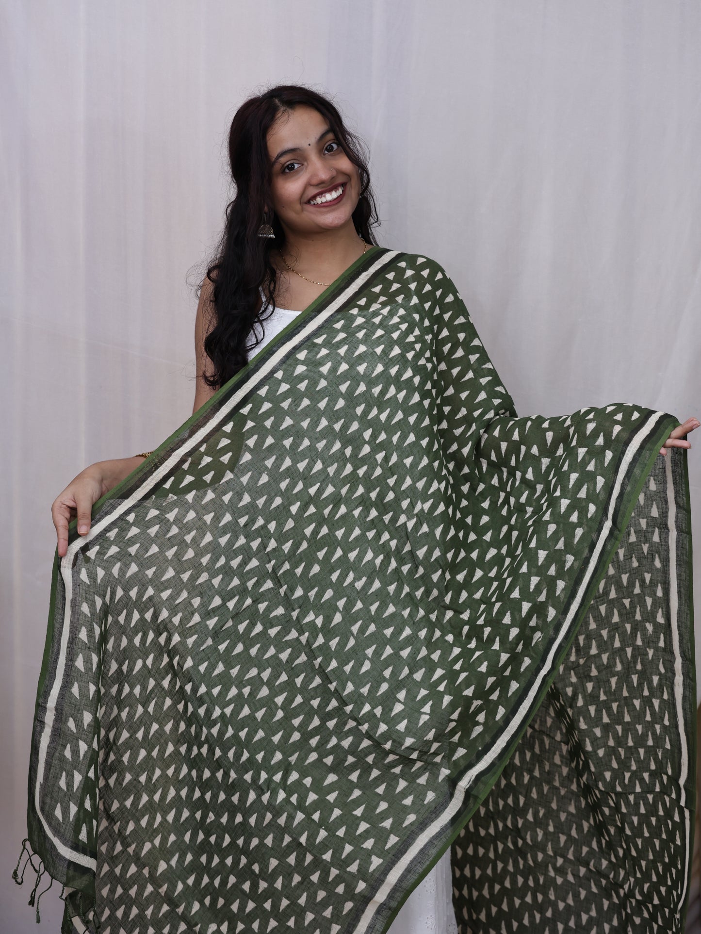 Hand-made block print dupatta