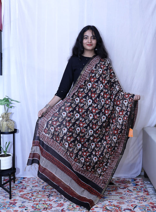 Hand-made block print dupatta