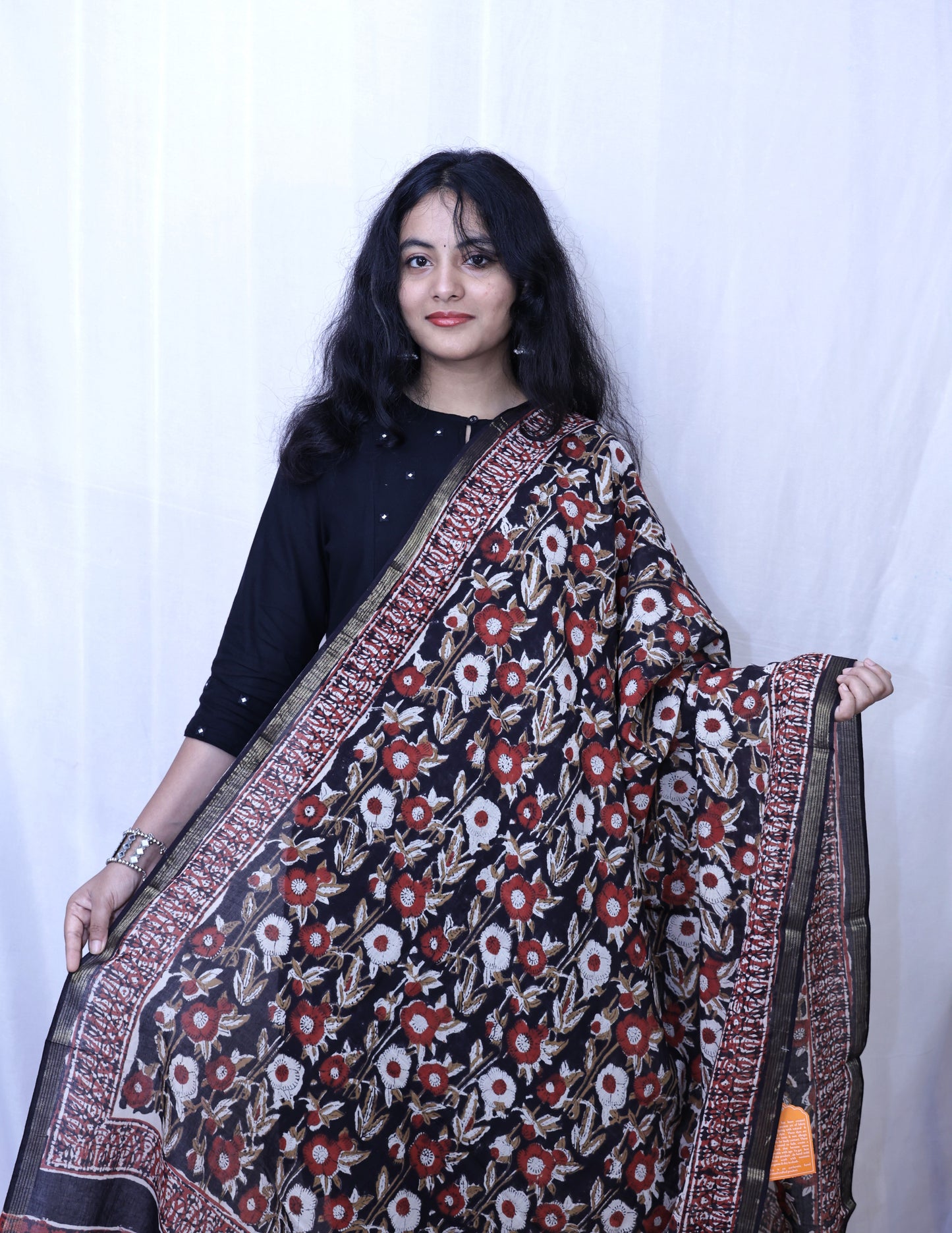 Hand-made block print dupatta