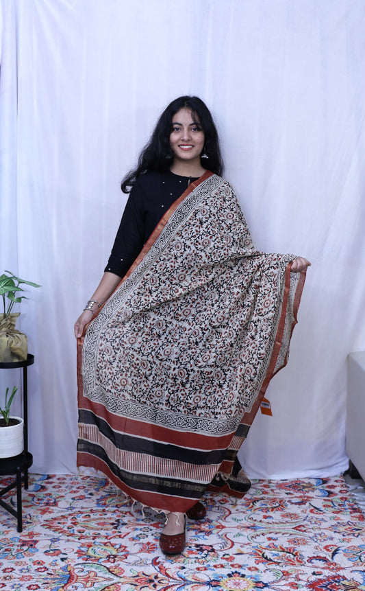 Handmade block print dupatta