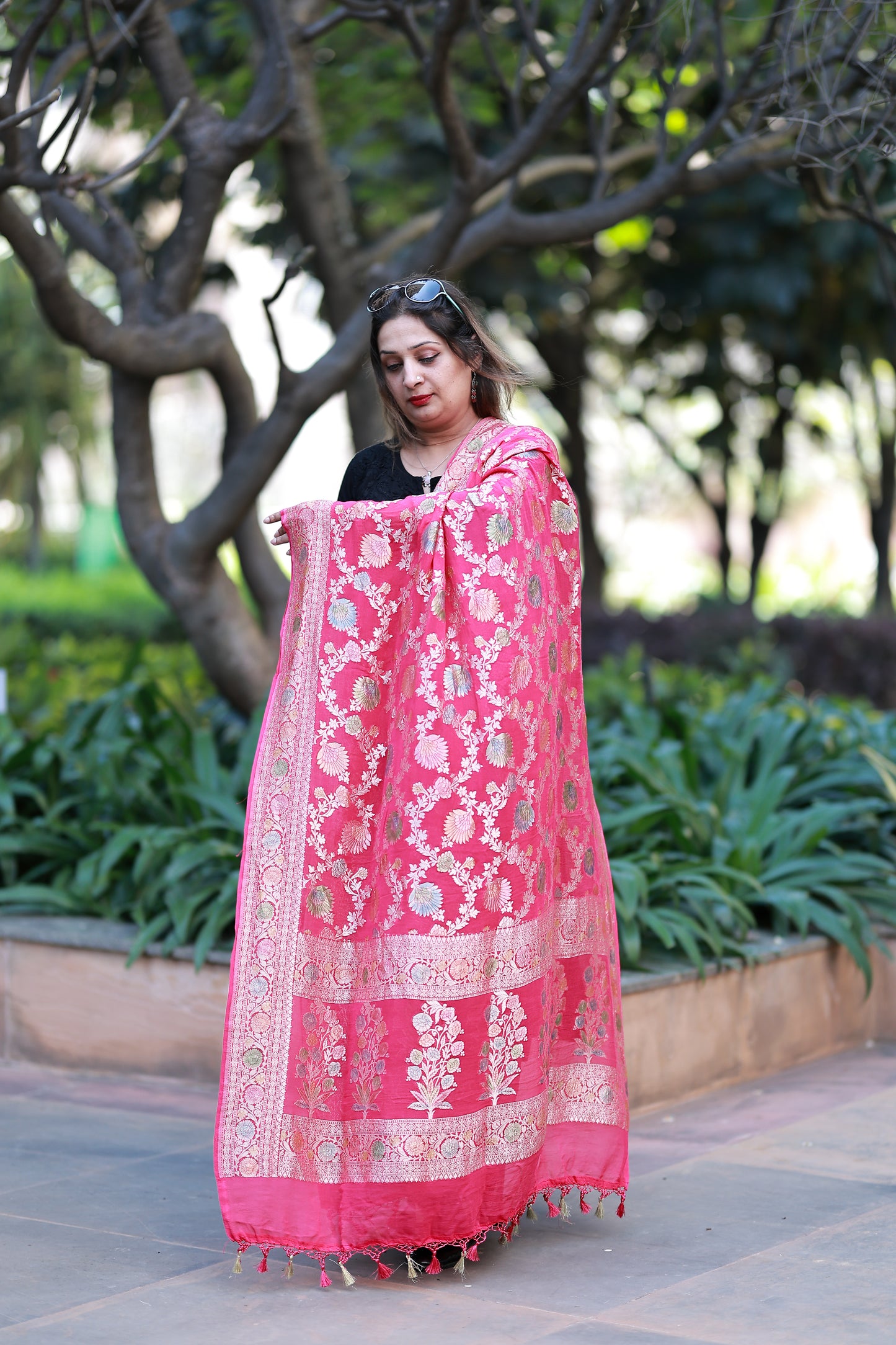 Pink Crep Georgette Khaddi Handprint Banarasi Dupatta