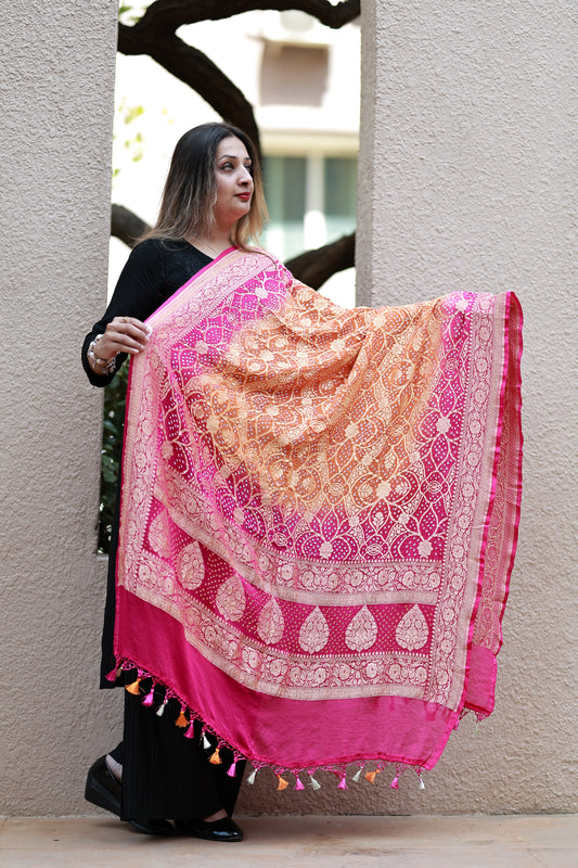 Pink Crep Georgette Handloom Bandhani Dupatta