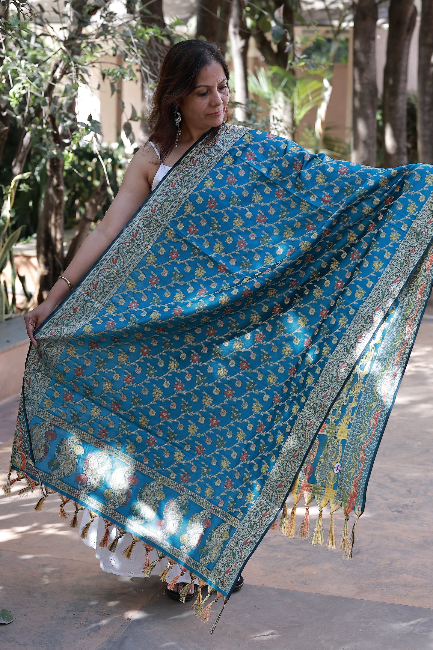 Blue Mixed Silk Small Floral Banarasi Dupatta