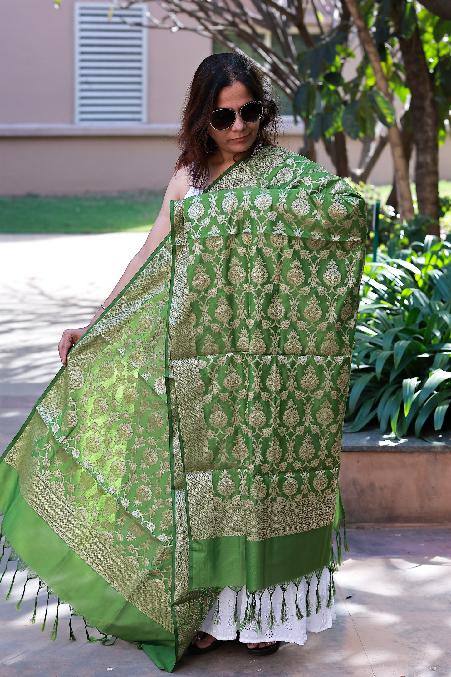Green Tissue Silk Jacquard Jaal Banarasi Dupatta