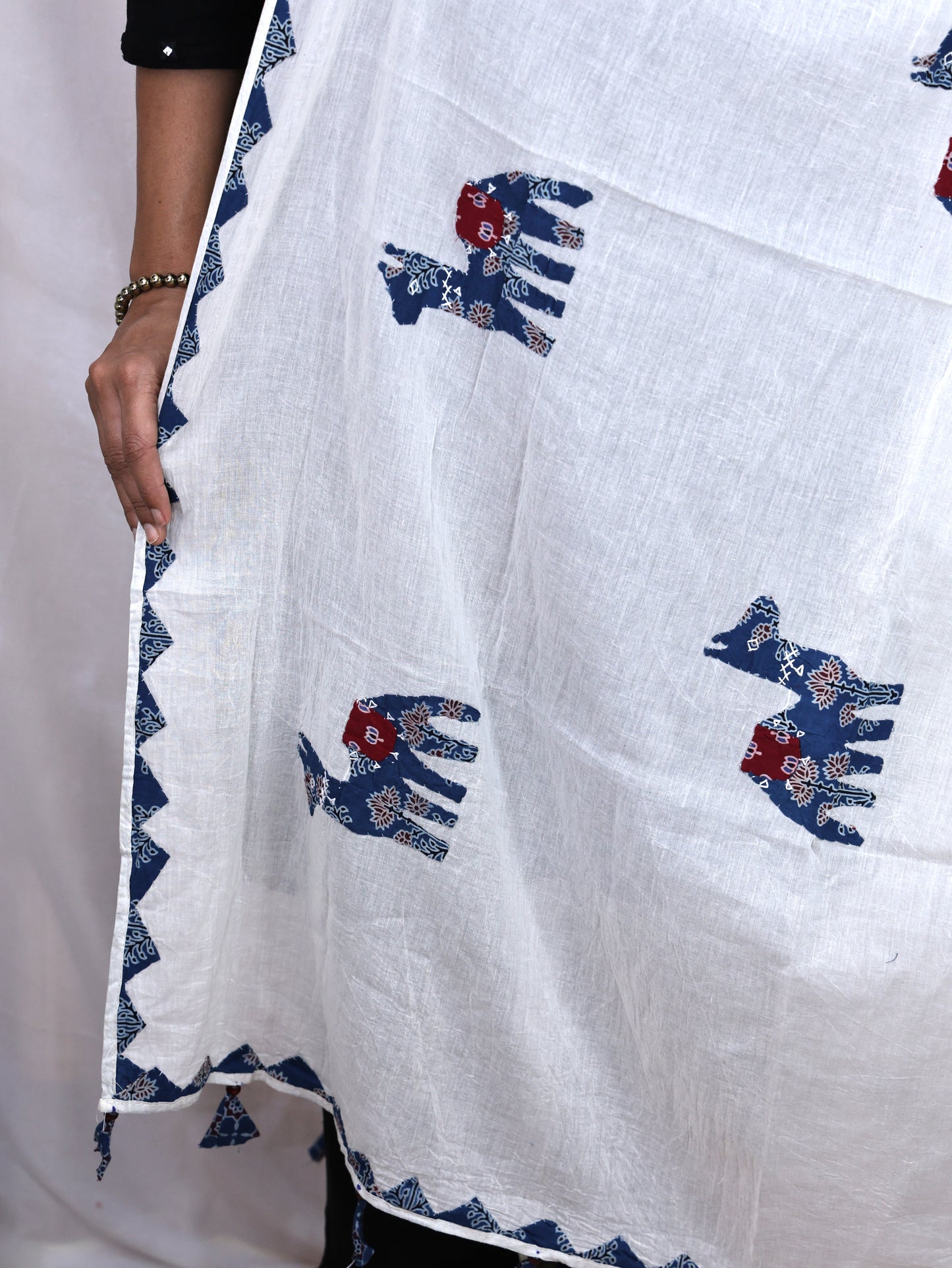 Cotton Applik Dupatta