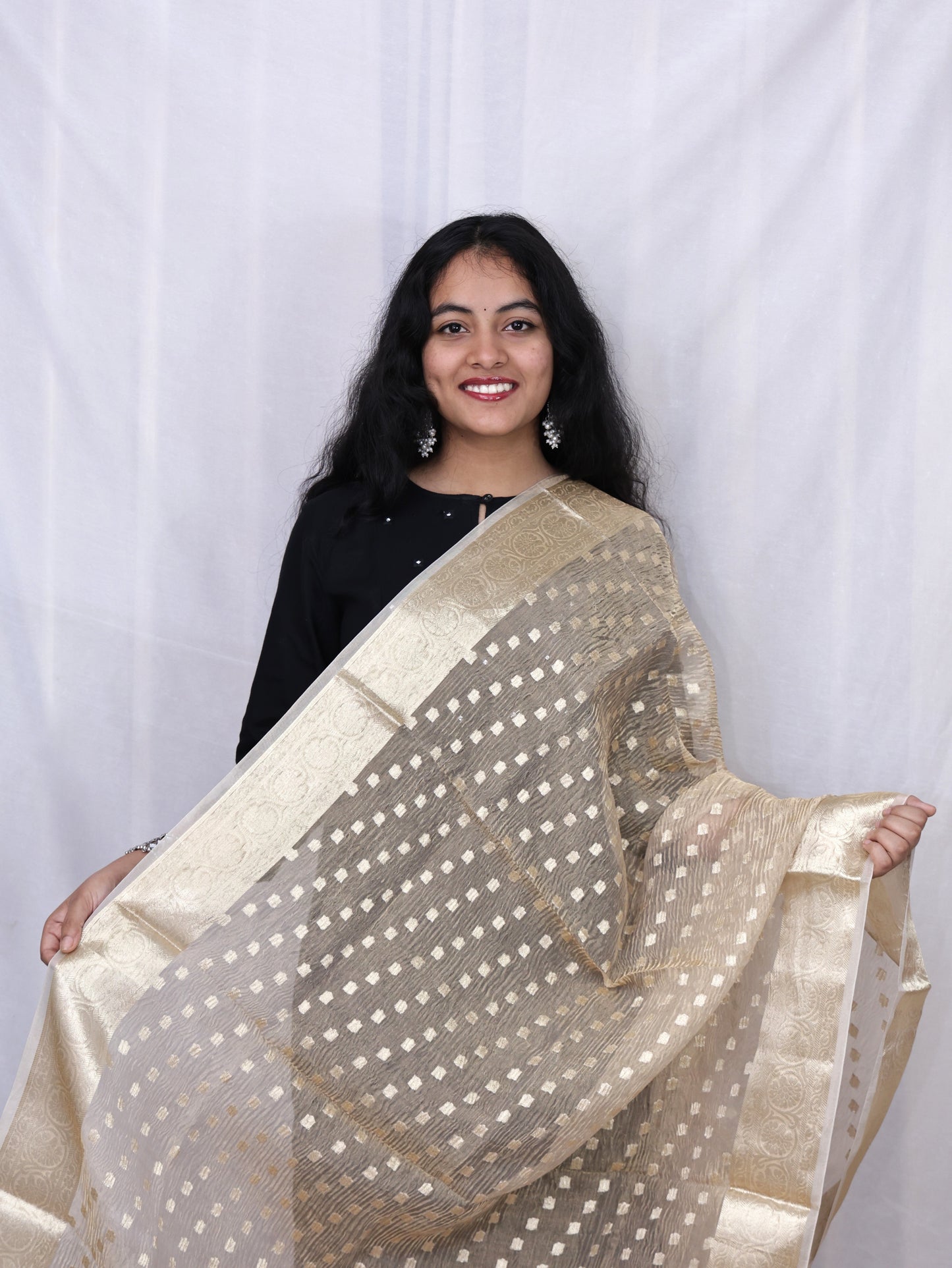 Golden Silk Tissue Crush Border Buti Banarasi Dupatta