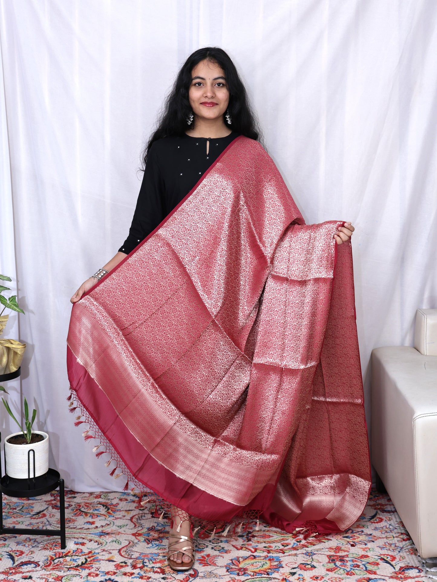Red Banarasi Puna Silk Buti Jal Dupatta
