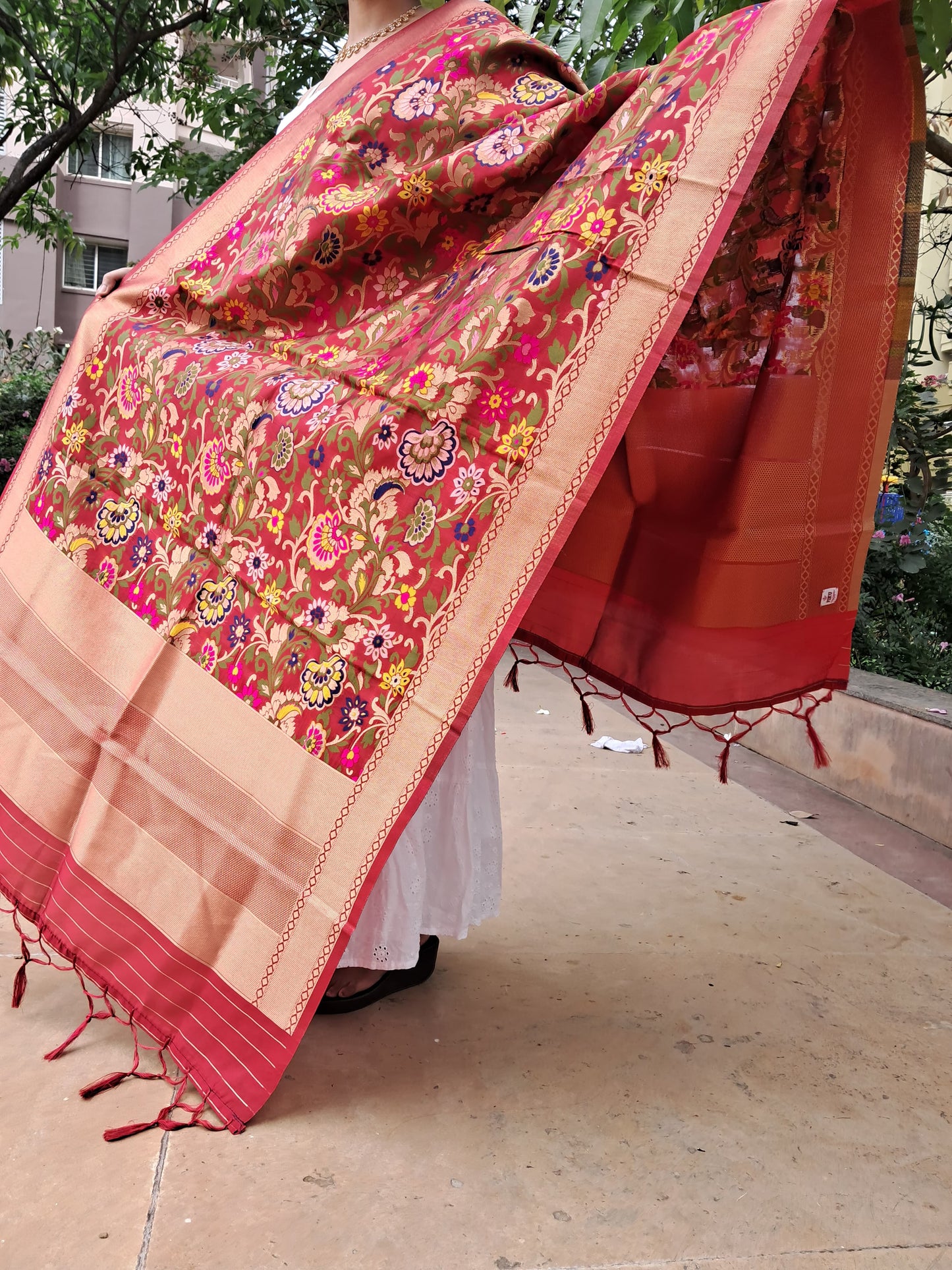 Red Mixed Katan Silk Banarasi Dupatta