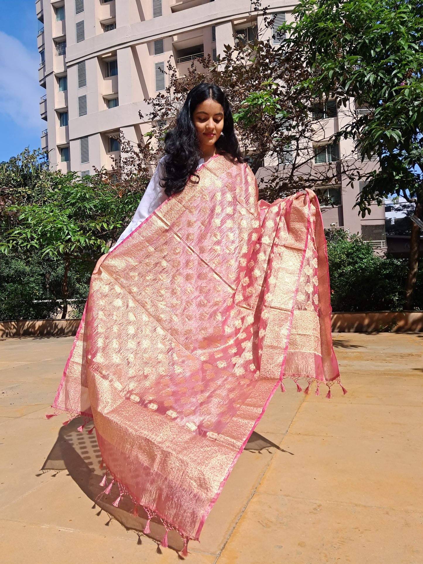 Pink tissue Silk Jacquard Jal